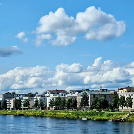 Holiday Pink Pearl 公寓 *